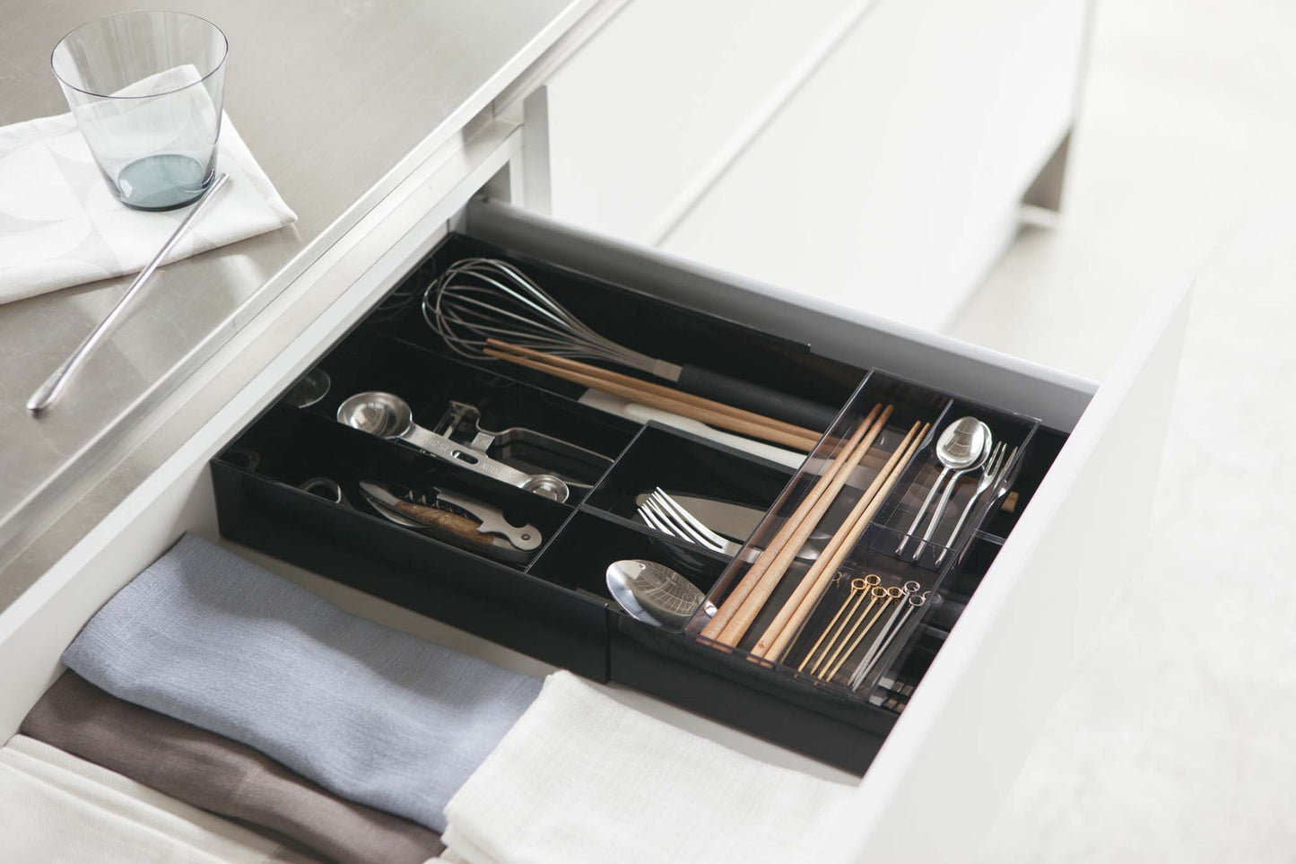 Expandable Drawer Organizer