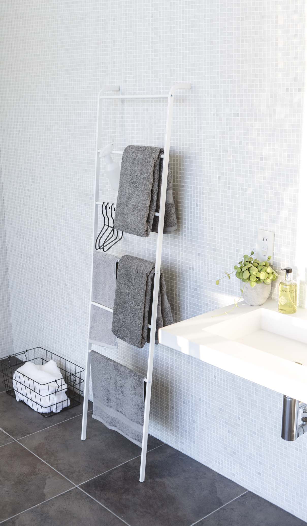 Leaning Ladder Rack - Steel