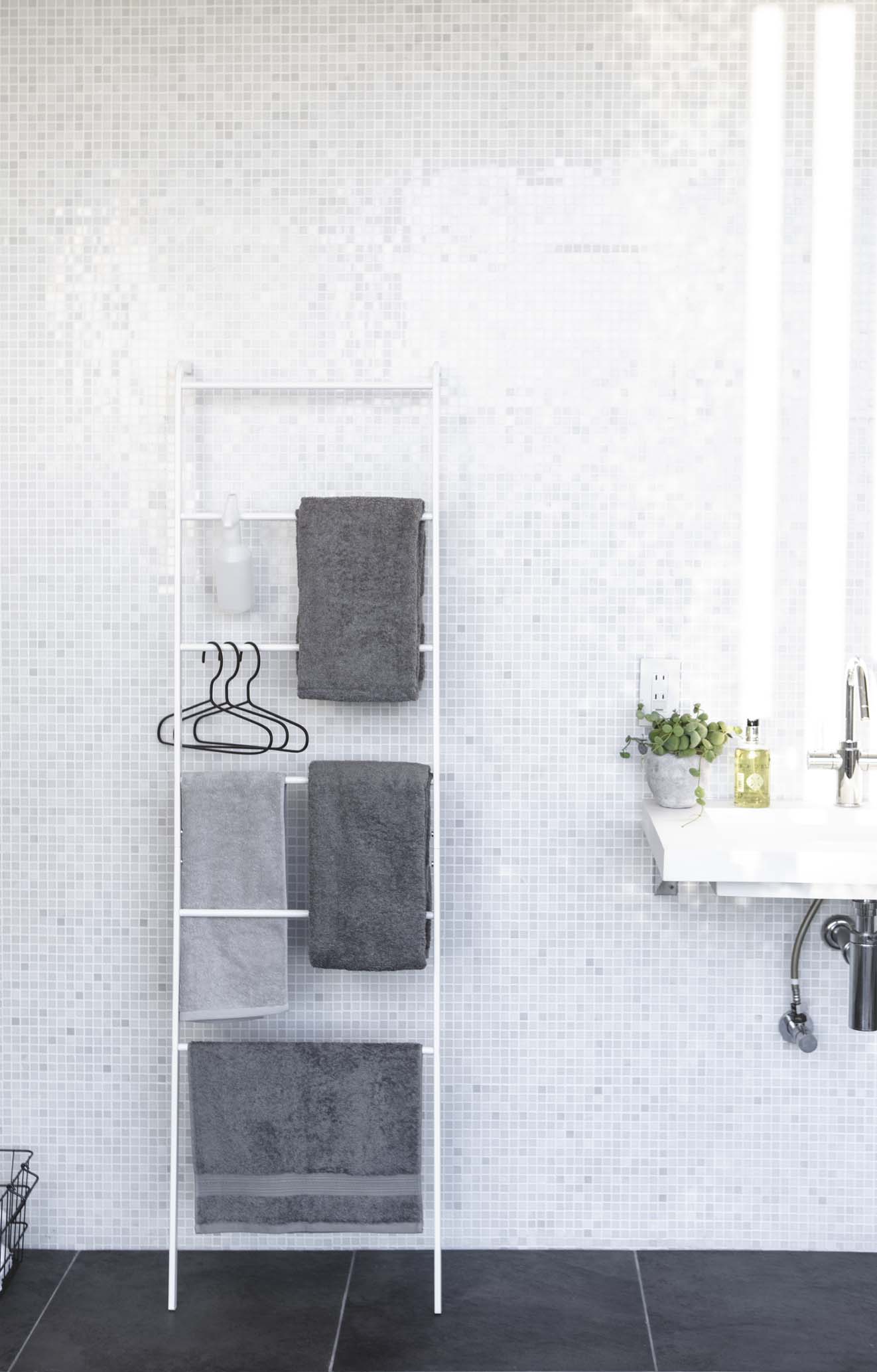 Leaning Ladder Rack - Steel