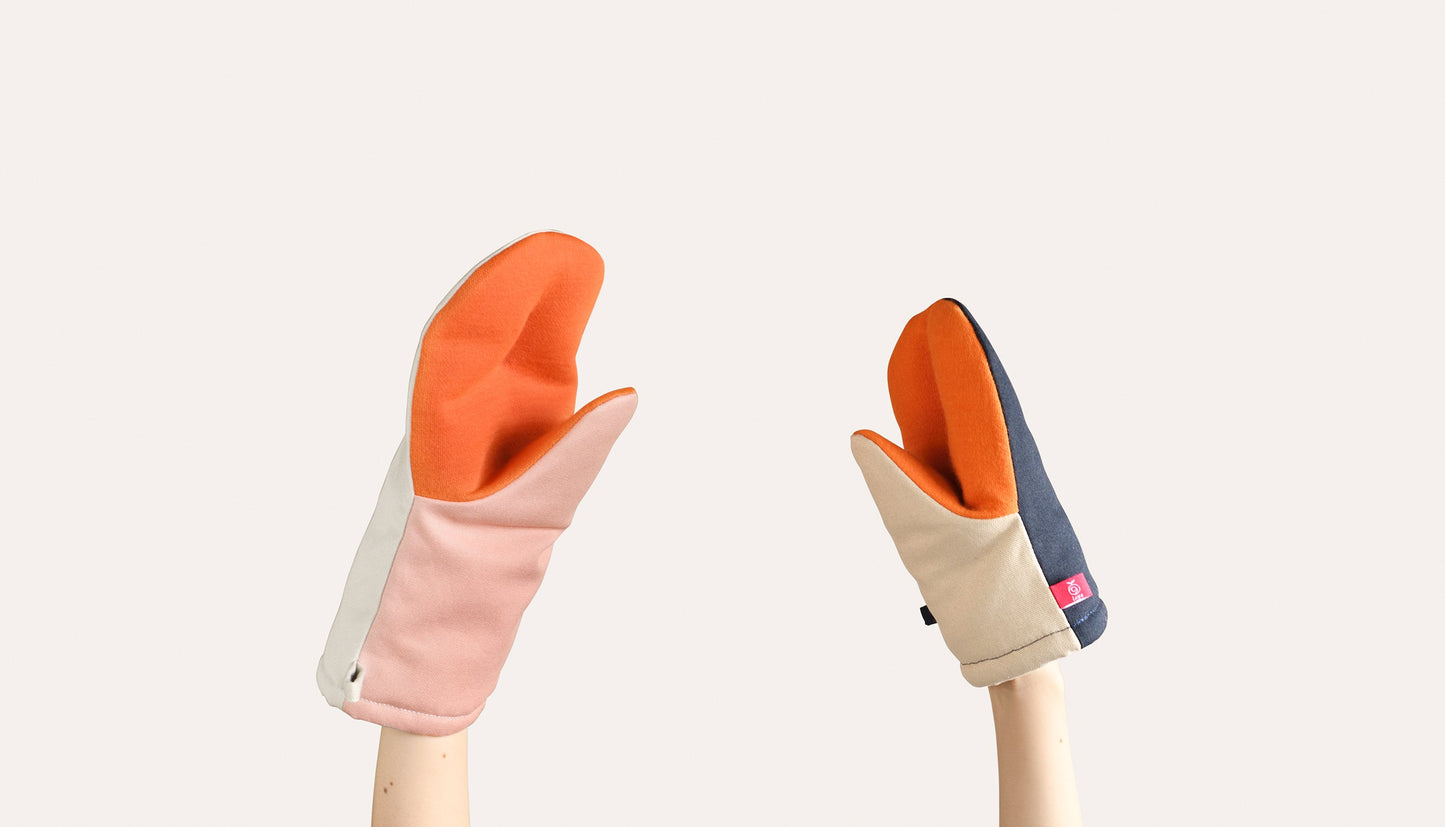 Heat Resistant Mittens - Large