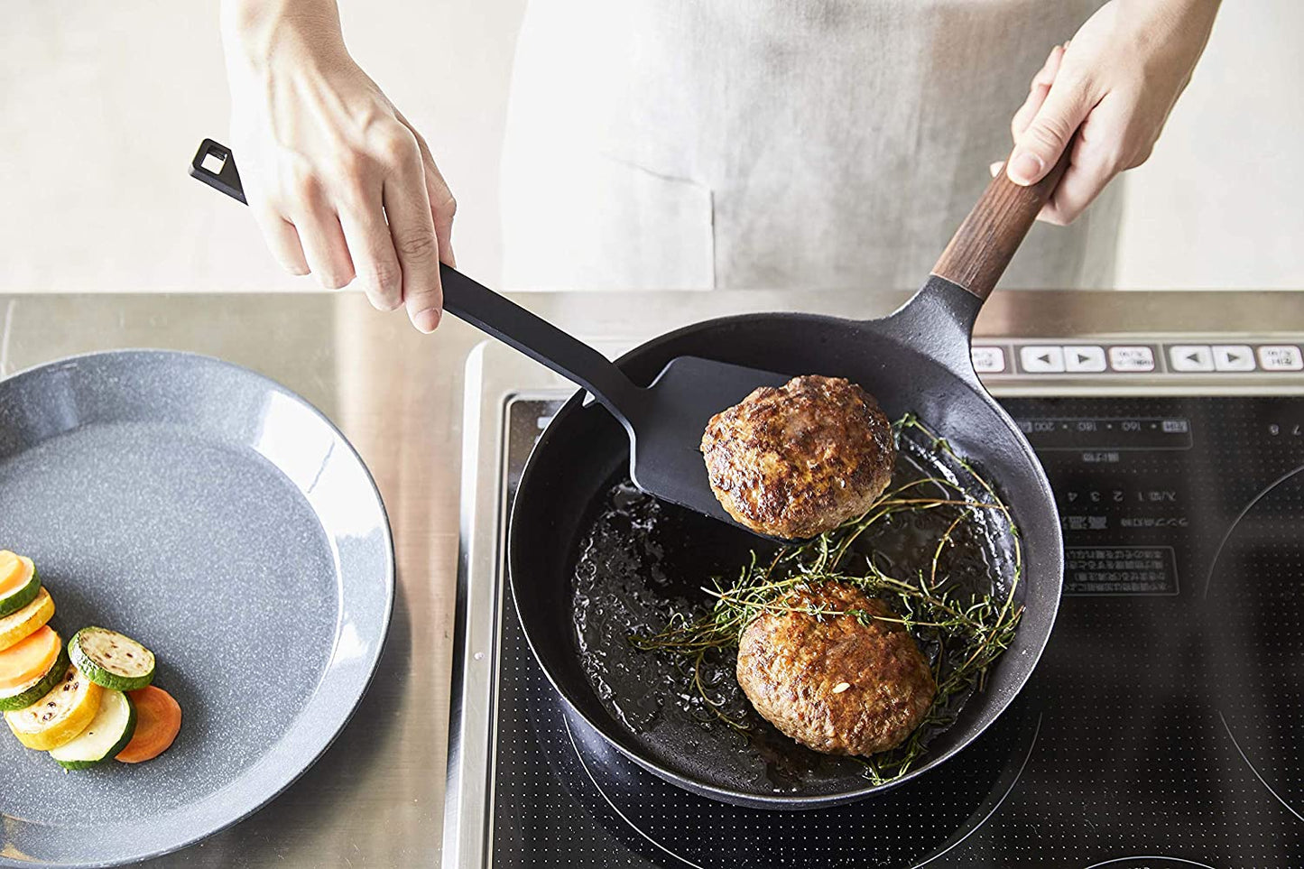 Floating Spatula